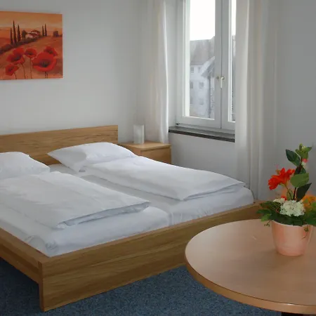 Zur Boerse 3*