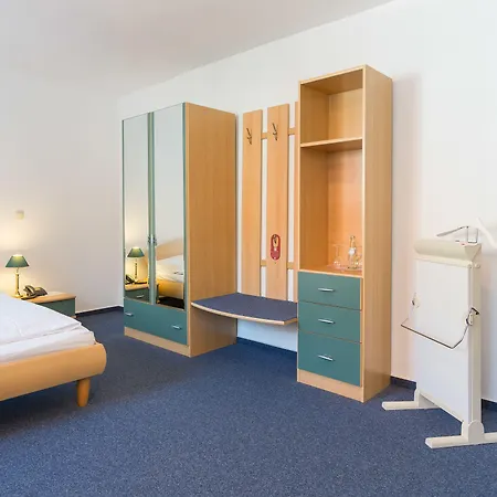 Zur Boerse 3*
