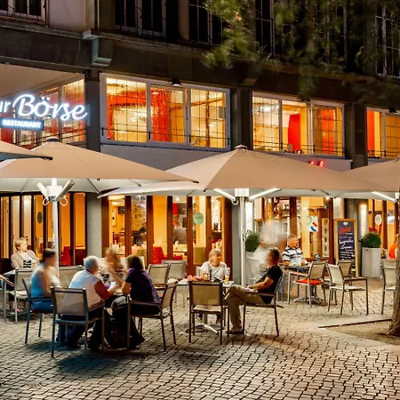 Zur Boerse מלון 3*