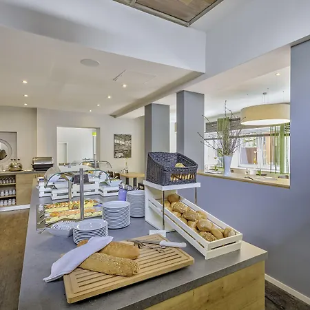 מלון Zur Boerse האמלן