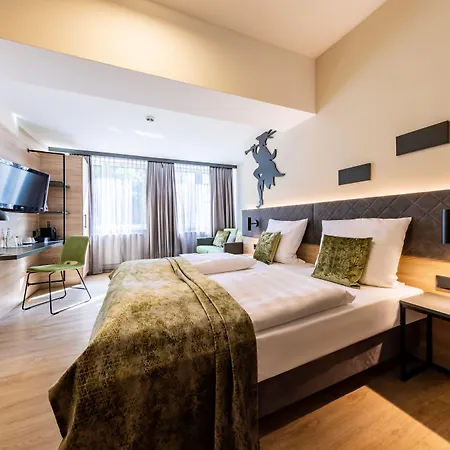 Zur Boerse מלון האמלן