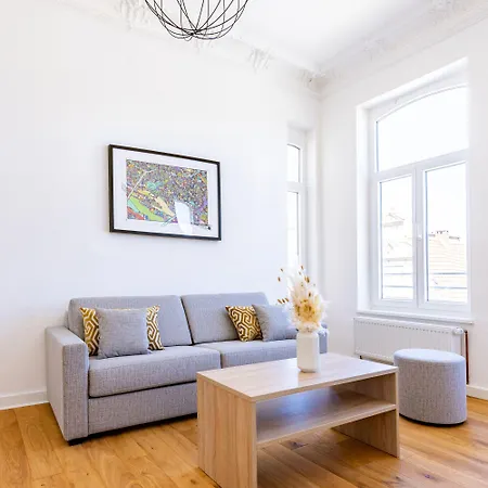 Zur Boerse מלון 3*