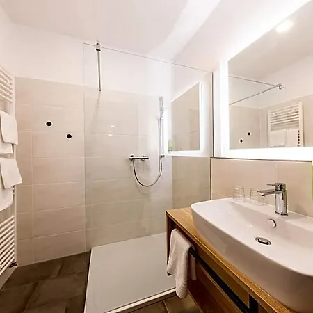 Отель Zur Boerse 3*