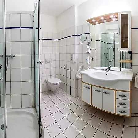 Zur Boerse 3*