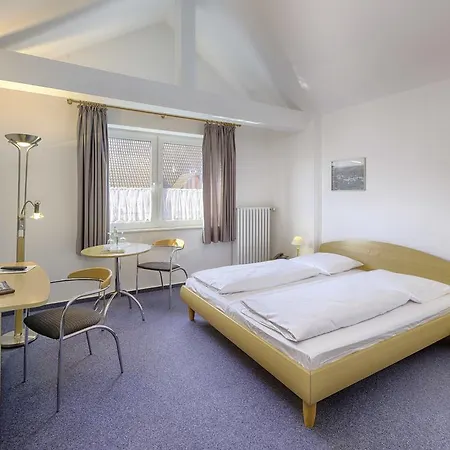 Hotel Zur Borse 3*