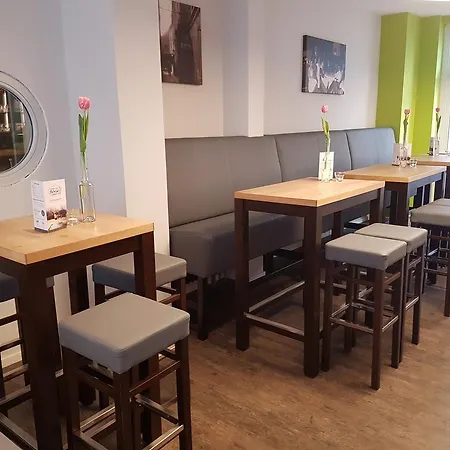 Zur Boerse האמלן