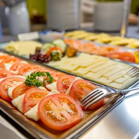 Zur Boerse 3* האמלן